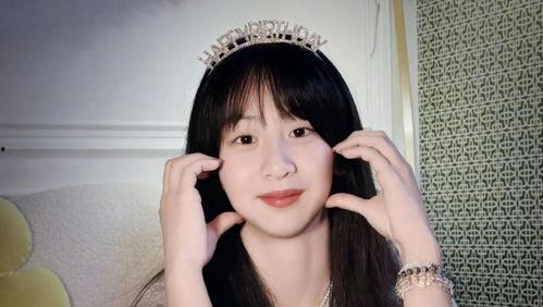 娱乐吃瓜酱女孩打车,娱乐吃瓜女孩的打车奇遇记