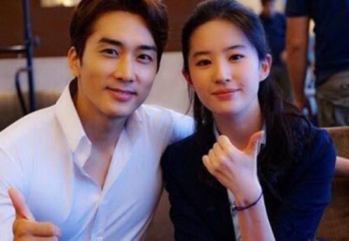 娱乐圈吃瓜场所有哪些,揭秘明星幕后故事与八卦风云