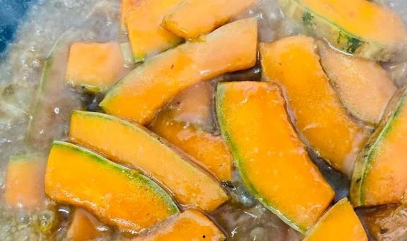 8月娱乐吃瓜,瓜田李下，明星秘闻大揭秘