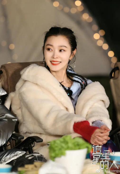 娱乐圈吃瓜白敬亭宋轶是真的吗,白敬亭宋轶恋情真相揭秘